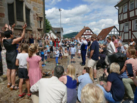 Kirchweih- und Johannifest (Foto: Karl-Franz Thiede)